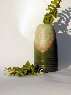 Hand made Ceramics by Sigal Krumer | www.facebook.com/CeramicsbySigalKrumer | עיגולים של שמחה | קרמיקה בעבודת יד | סיגל קרומר | ירוק לו